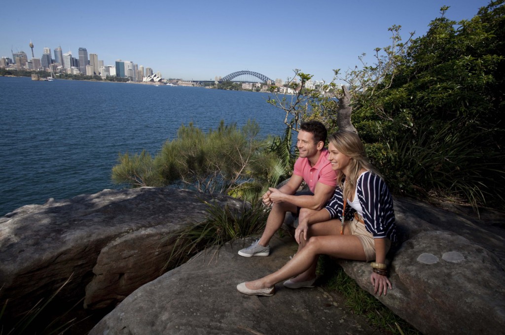 Couple enjoys the Harbour walk at Cremorne Point, Sydney | Photo CreditJames Horan; Destination NSW