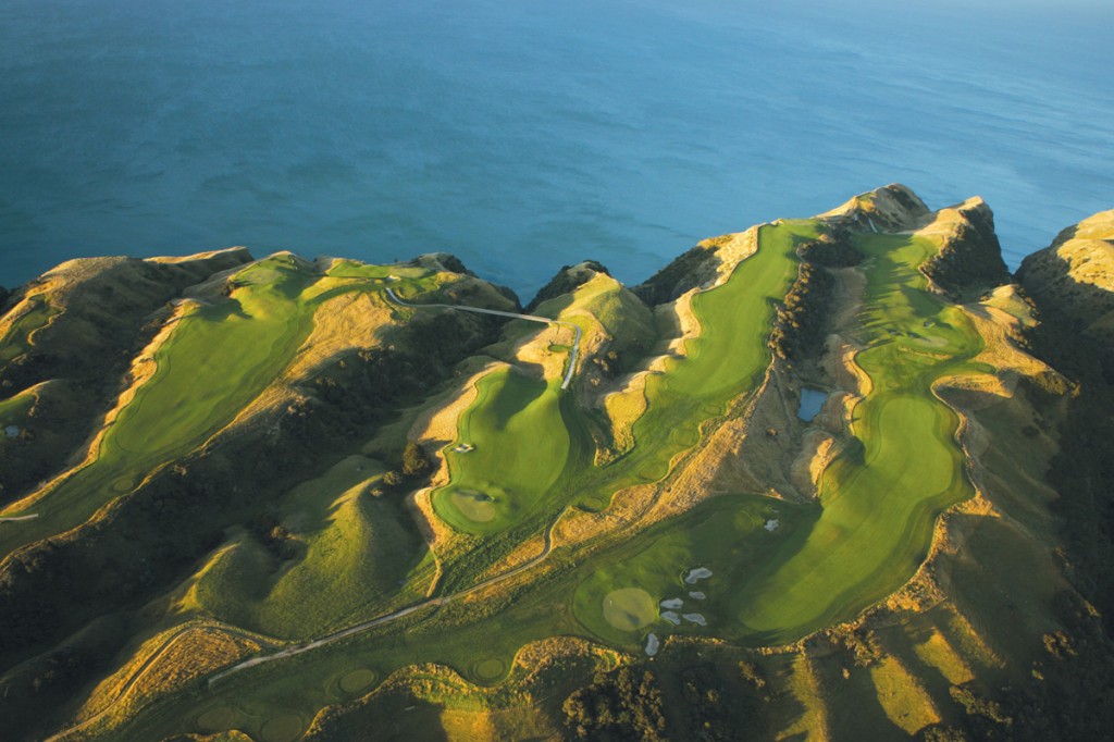 Golfing | Photo Credit: The Farm at Cape Kidnappers
