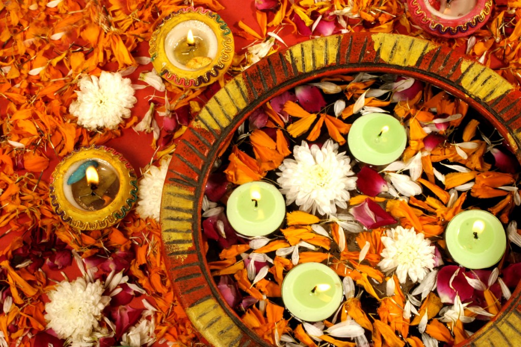 Diwali Diyas | Photo Credit: Shutterstock