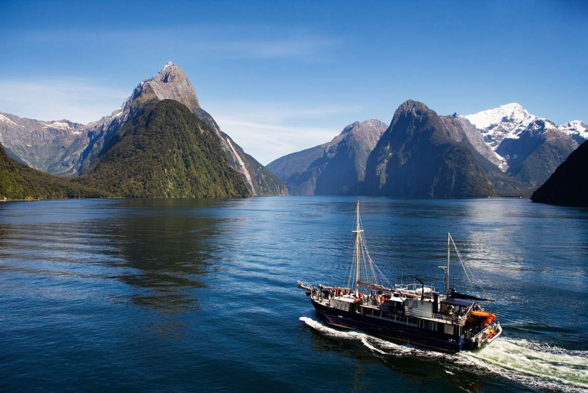 Milford Sound Tour