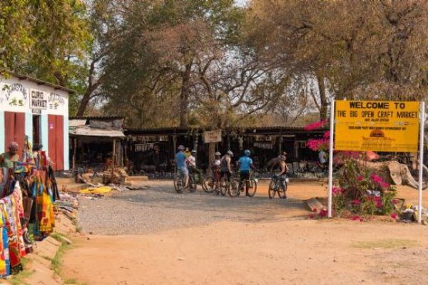 Victoria Falls Bicycle Tour