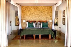 Madikwe Hills Private Game Lodge