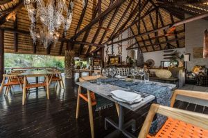 Sabi Sabi Little Bush Camp