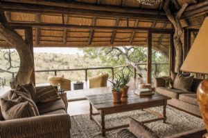 Tuningi Safari Lodge