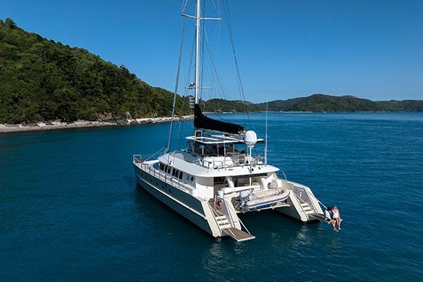 Sailing Havanna Luxury Yacht Charter