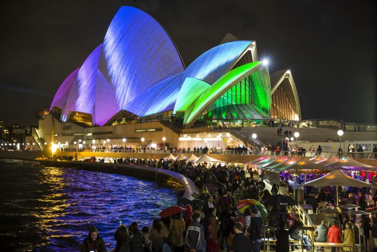 The Sydney Opera House Tour: Celebrating Vivid LIVE