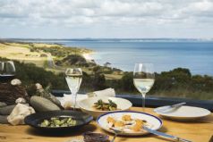 Luxury Food, Wine and Wildlife