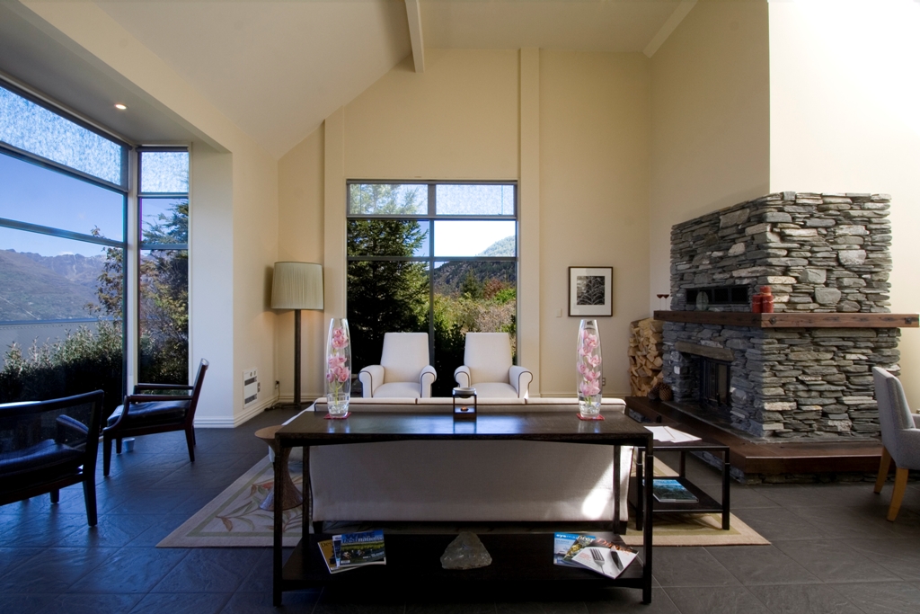 Azur Lodge Living Room