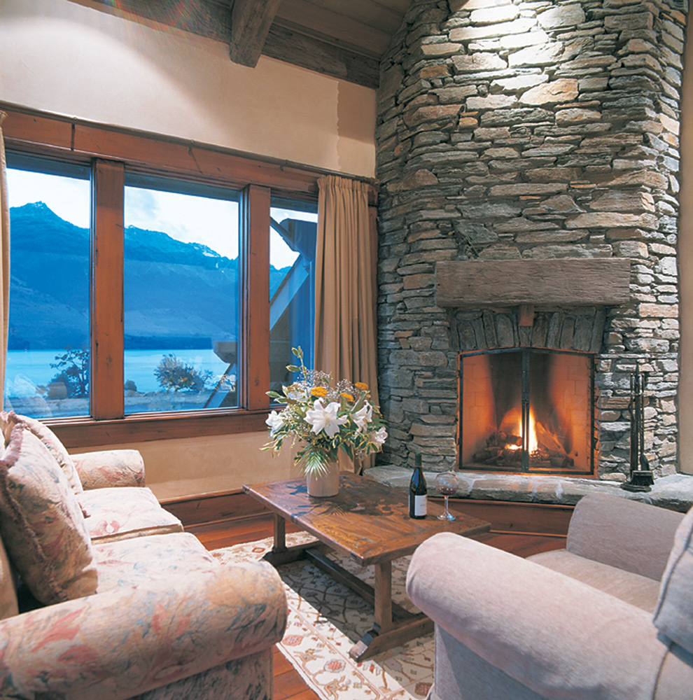 Suite Lounge | Photo Credit: Blanket Bay Lodge Suite Lounge | Photo Credit: Blanket Bay Lodge