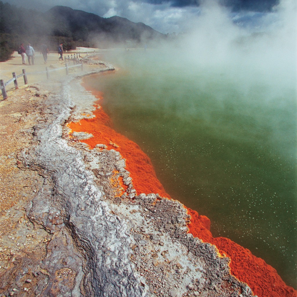 Champagne Pool, Waiotapu | Photo Credit: Tourism New Zealand Champagne Pool, Waiotapu | Photo Credit: Tourism New Zealand
