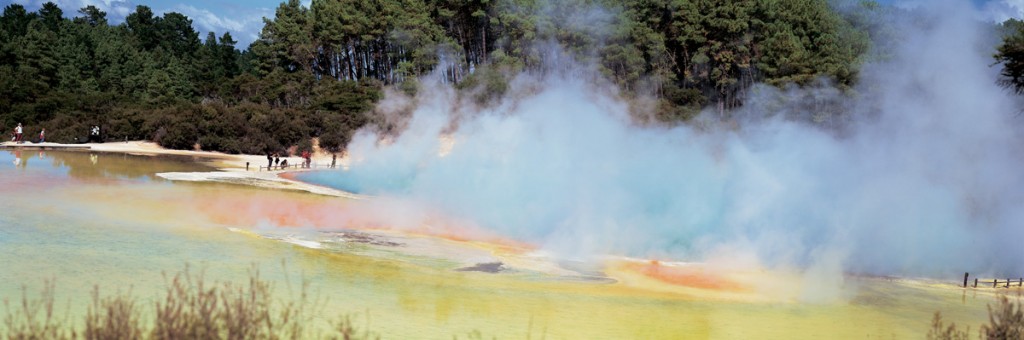Champagne Pool at Waiotapu | Photo Credit: Tourism New Zealand Champagne Pool at Waiotapu | Photo Credit: Tourism New Zealand