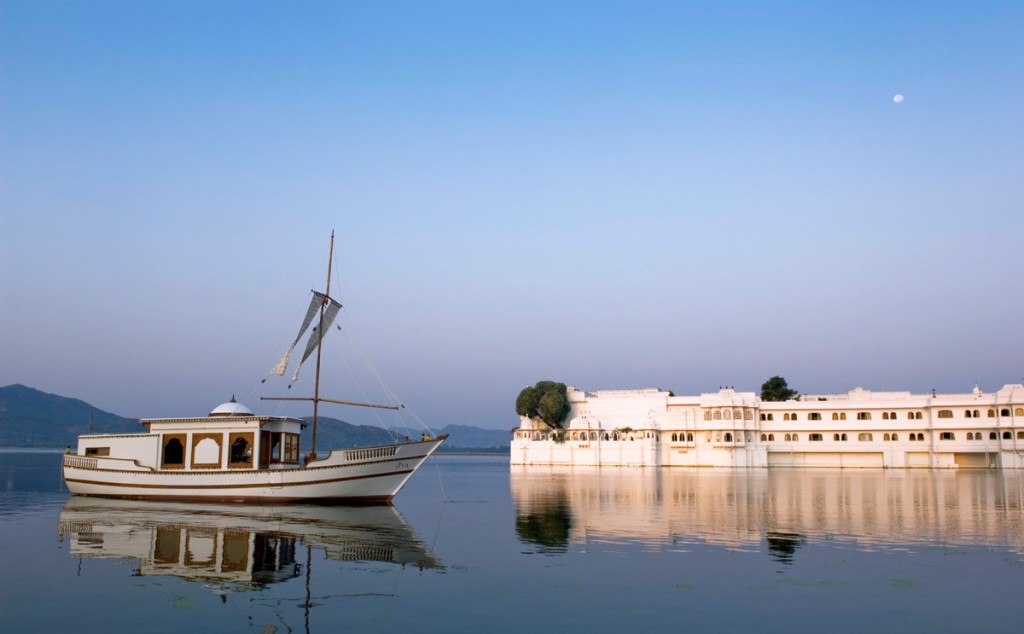 Royal Jiva Spa Boat | Photo Credit: Taj Lake Palace Royal Jiva Spa Boat | Photo Credit: Taj Lake Palace