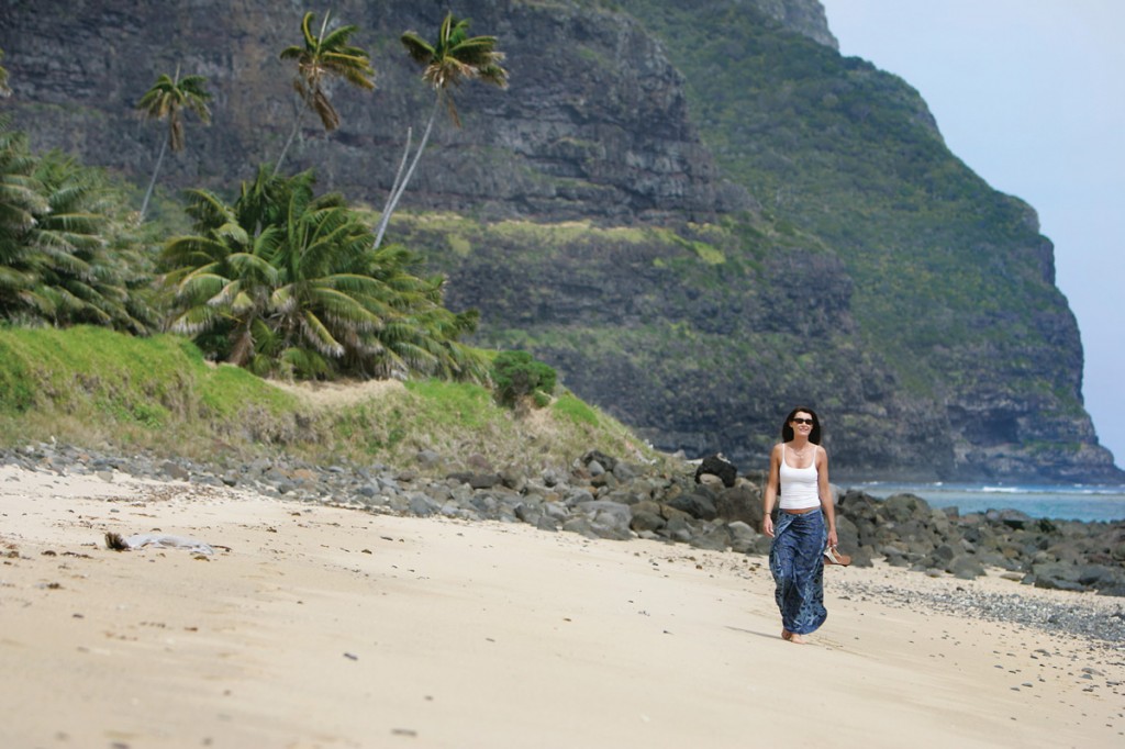 Lovers Bay Walk | Photo Credit: Capella Lodge