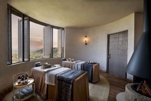 &Beyond Suyian Lodge