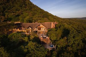 Cottar's Bush Villa
