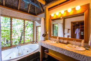 Namale Resort & Spa
