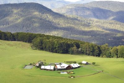 Spicers Peak Lodge