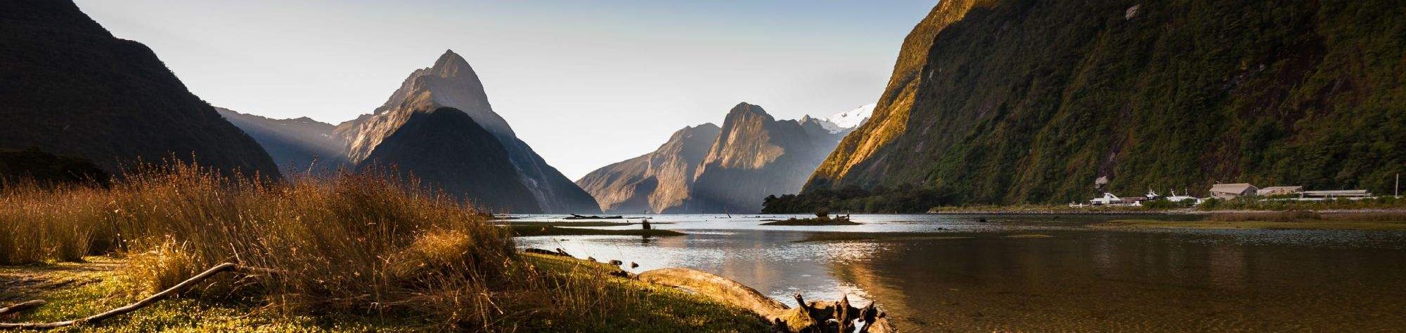 Kiwi North & South Island Tour