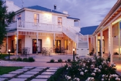 Martinborough Hotel