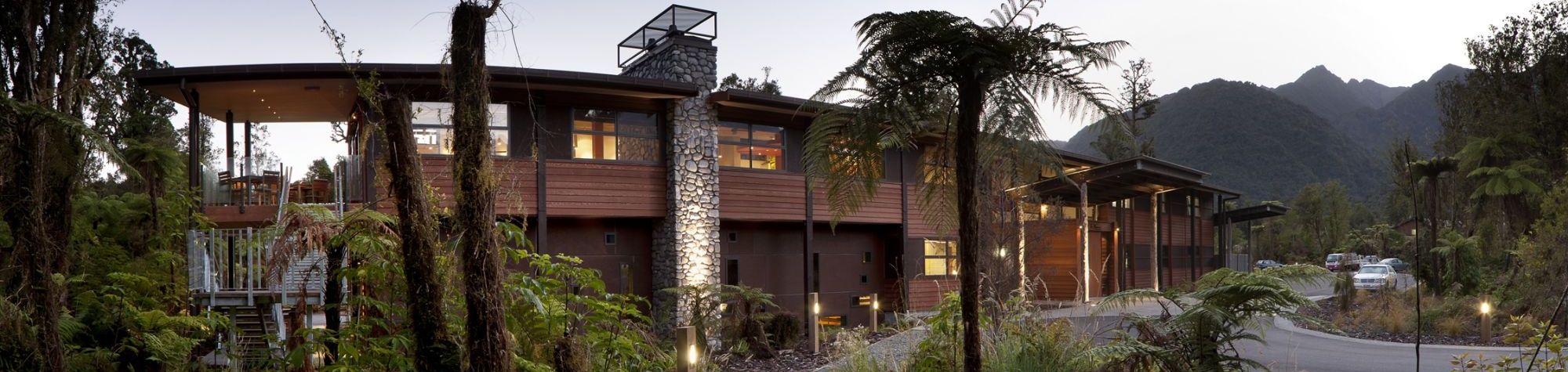 Te Waonui Forest Retreat