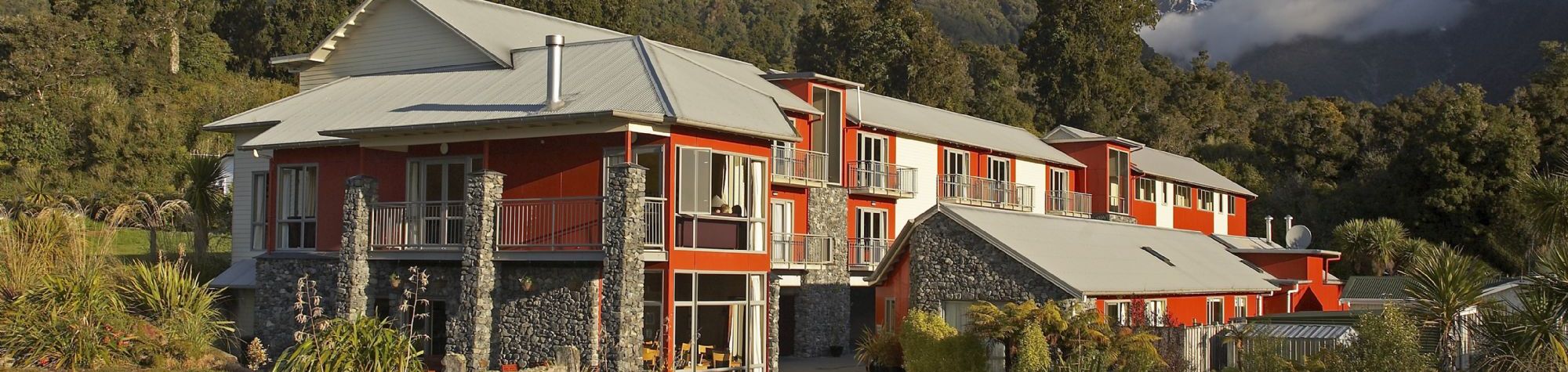 Distinction Fox Glacier - Te Weheka Boutique Hotel