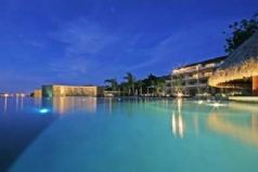 Manava Suite Resort